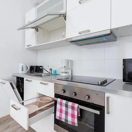 Apartamento Bosacka Cracow By Renters Cracóvia